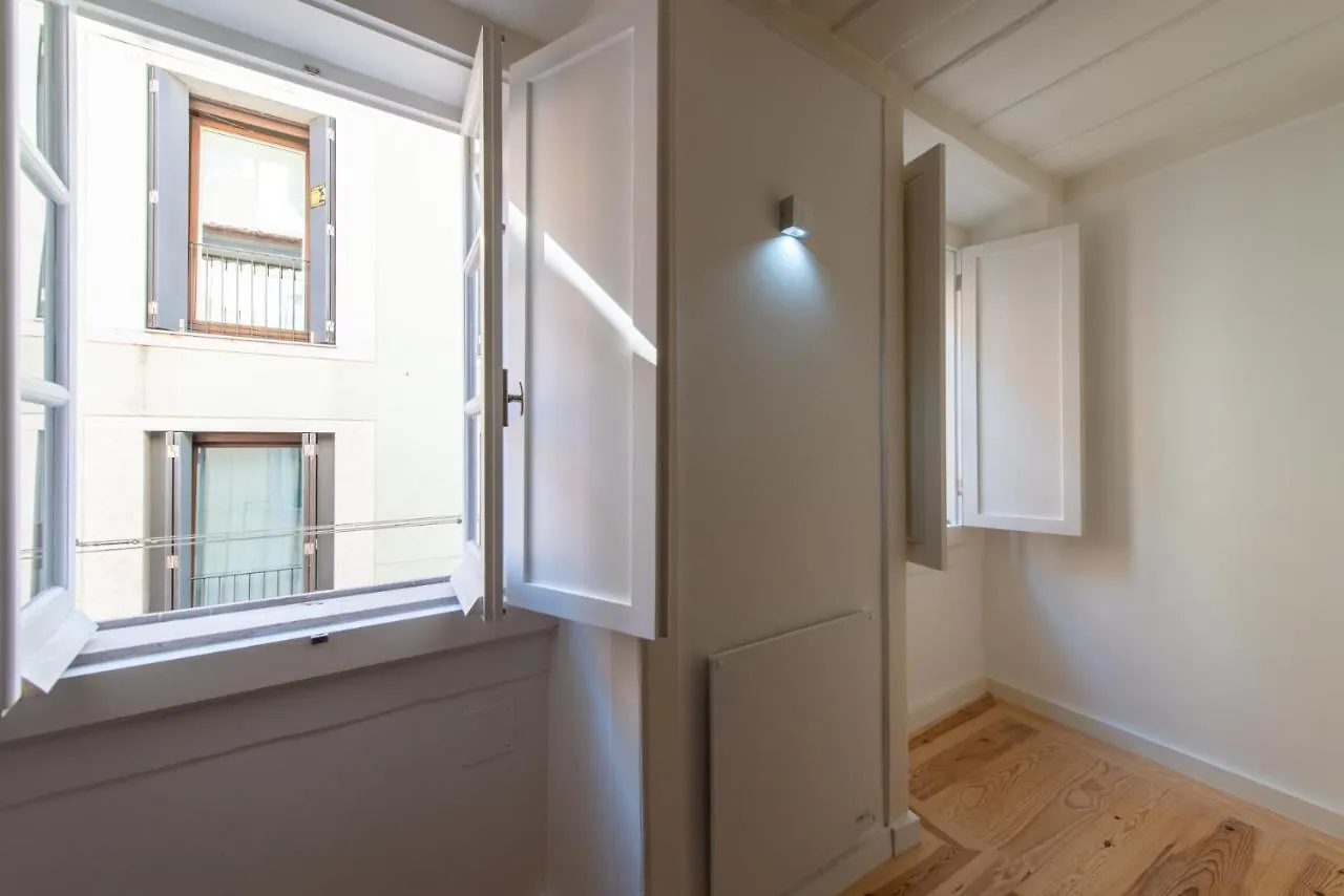 Principe Real Studio In Quiet Street Lisboa 0*,